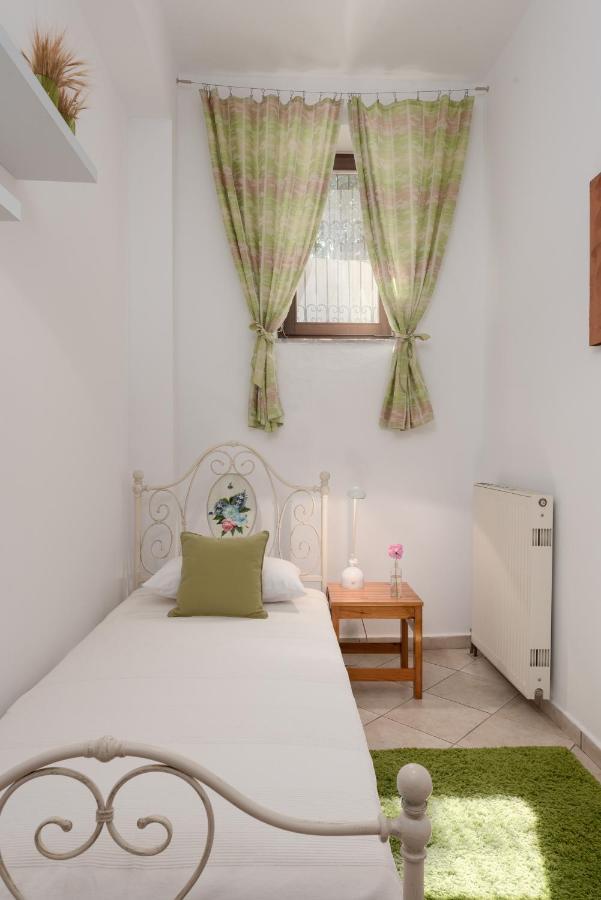 Aura Traditional Apartment Prinés Extérieur photo